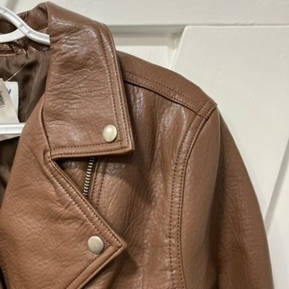 Old Navy Womens Motto Jacket Large NWT Brown Faux Leather Zip Trucker Belt Biker - Picture 7 of 11